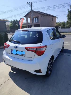 Toyota Yaris 1.5 VVT-i HSD Terra 2018