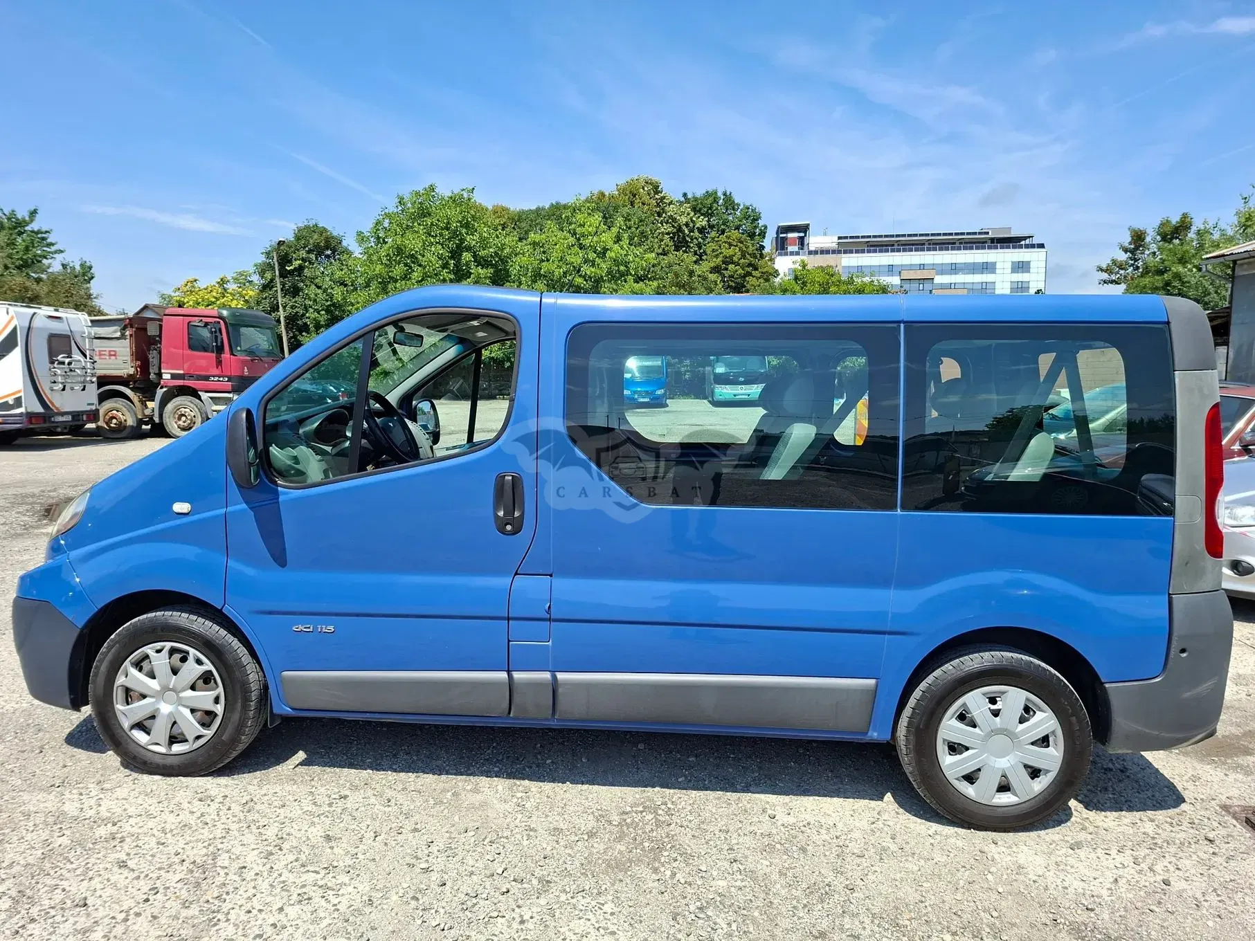 Renault Trafic 2011