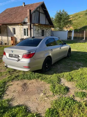 BMW 5 Series 520i 2003
