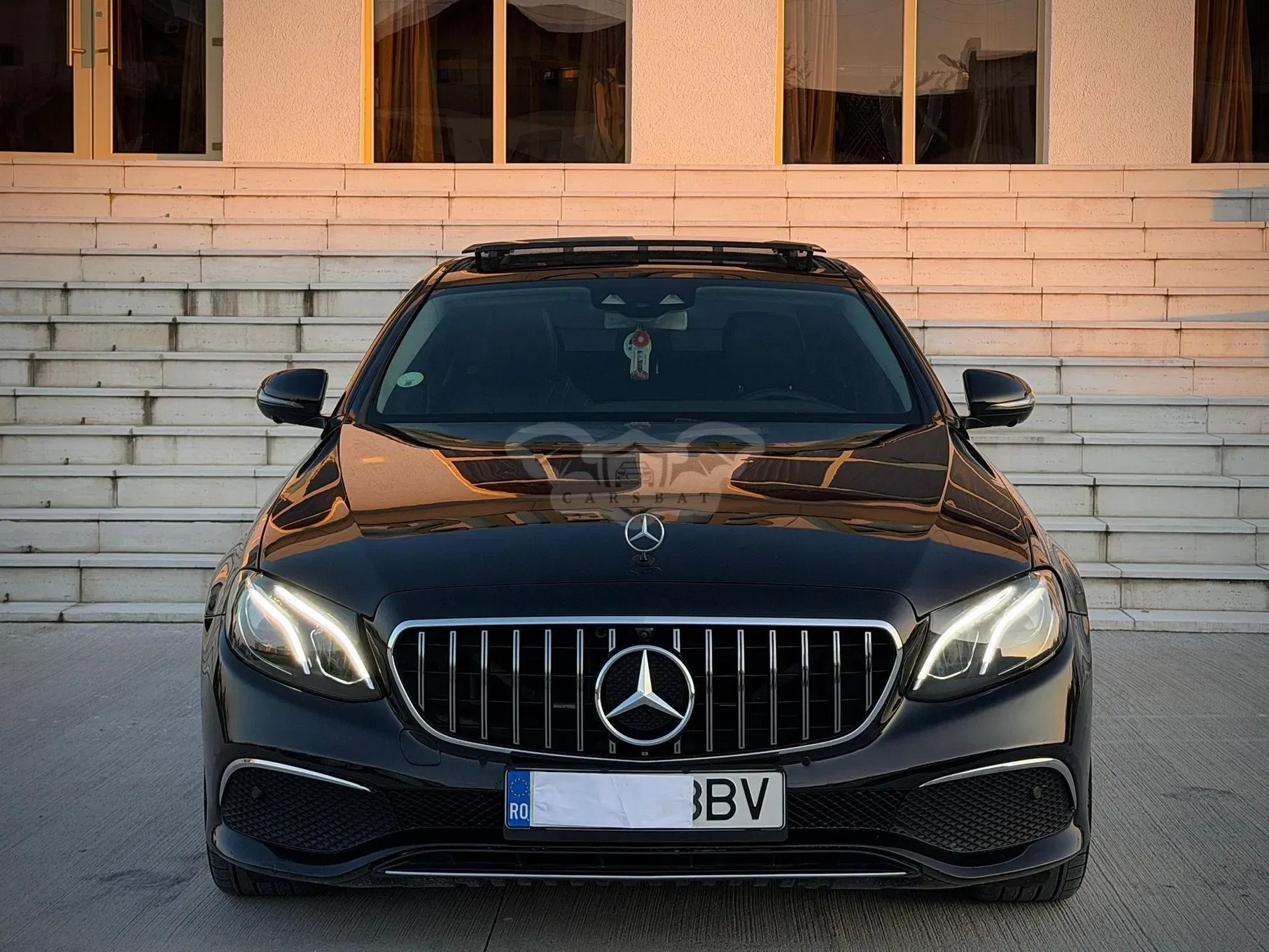 Mercedes-Benz E W213 [2016 - 2023] 220 d Aut. 2016