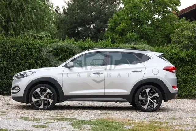 Hyundai Tucson III [2015 - 2020] 2.0 CRDI 4WD 6AT Luxury Pack+ 2016