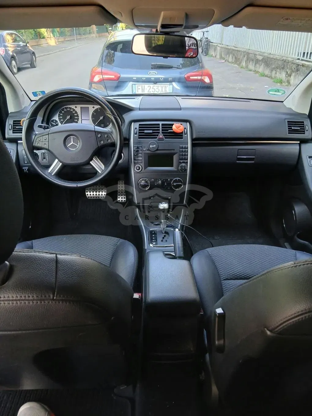 Mercedes-benz B 200 2010