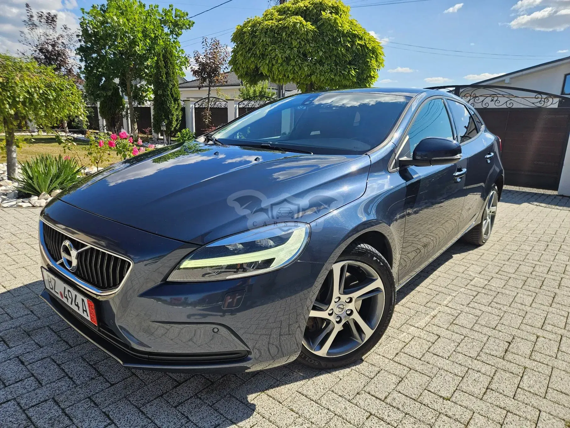 Volvo V40 2018