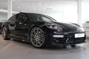 Porsche Panamera 2022