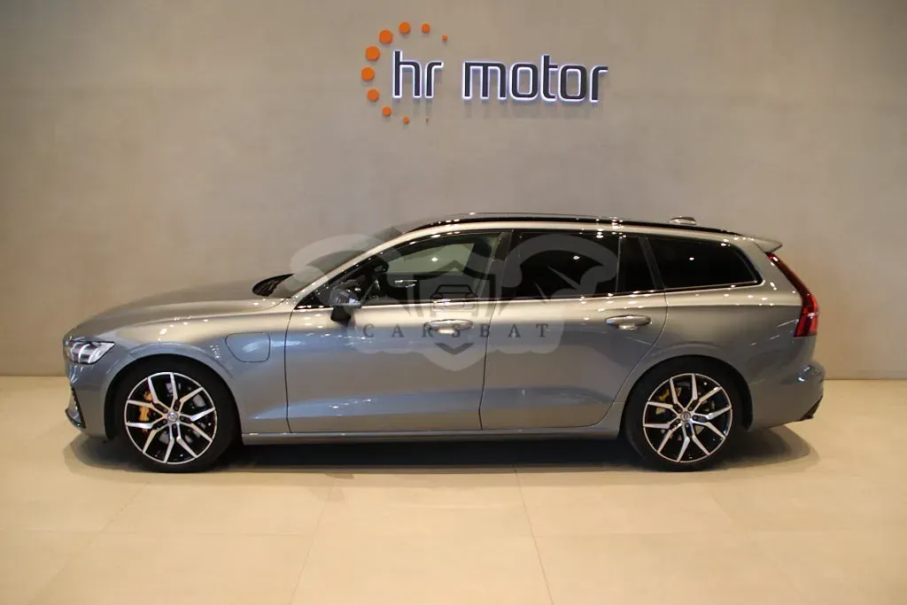 Volvo V60 2021