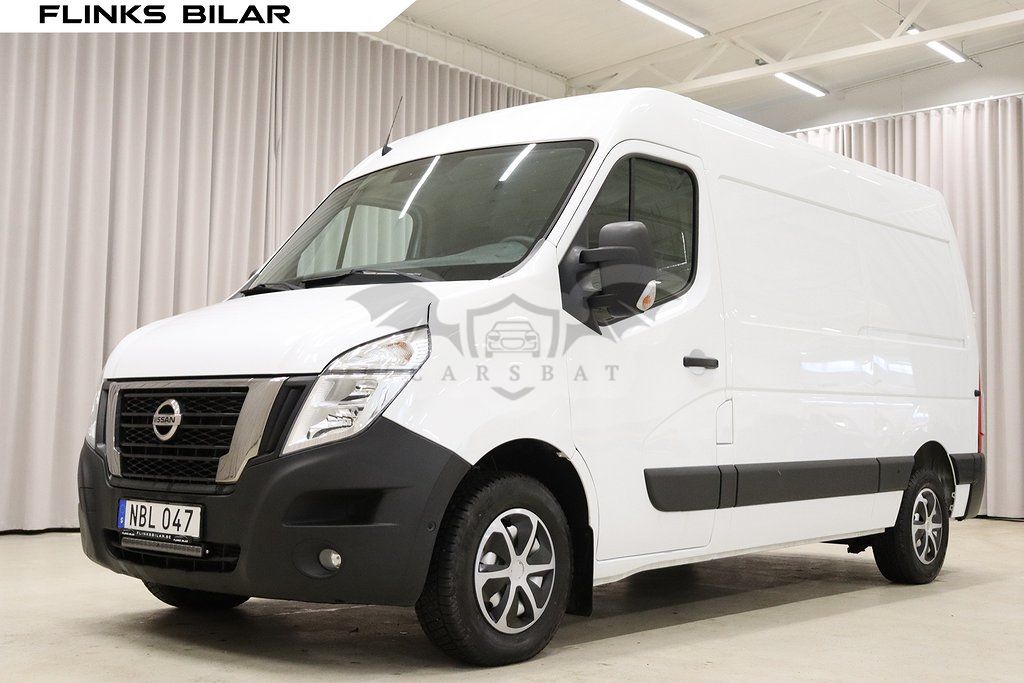 Nissan NV400 2021