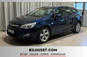 Opel Astra 2011