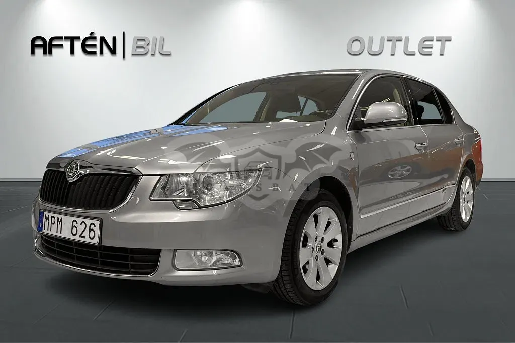 Skoda Superb 2011