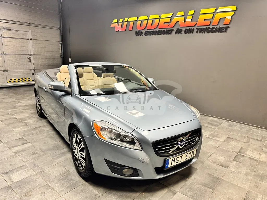 Volvo C70 2011