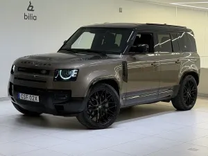Land Rover Defender 2023