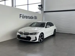BMW 3 Series 330e 2025