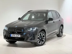 BMW iX3 2024