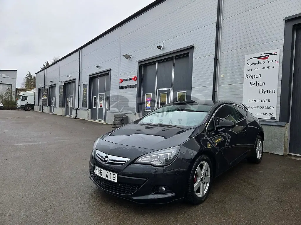 Opel Astra 2012