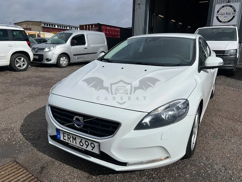 Volvo V40 2015