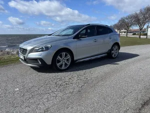 Volvo V40 2014