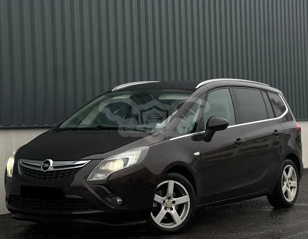 Opel Zafira 2012