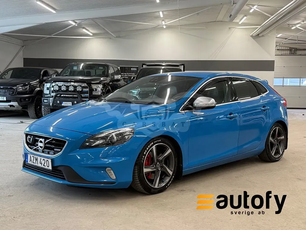 Volvo V40 2014