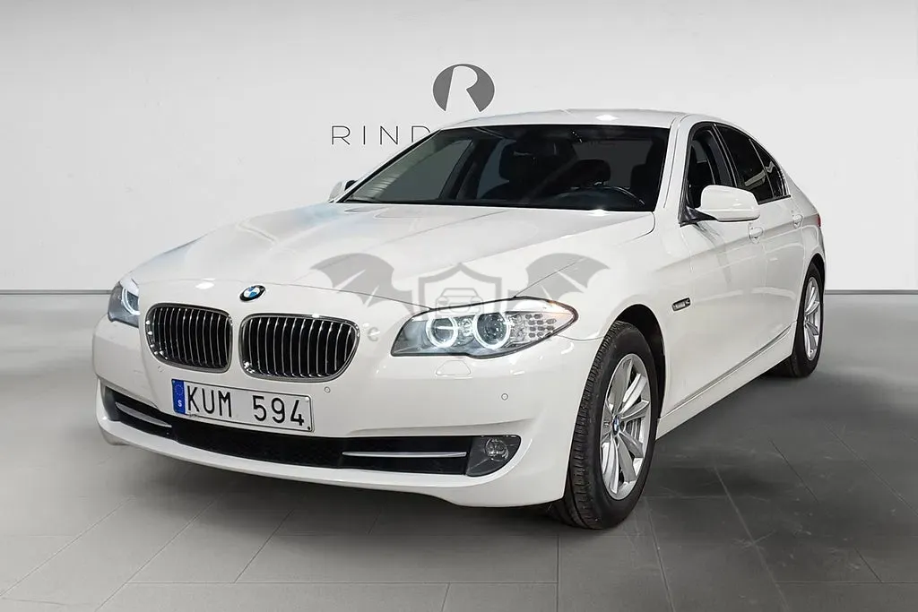 BMW 5 Series 523 2010