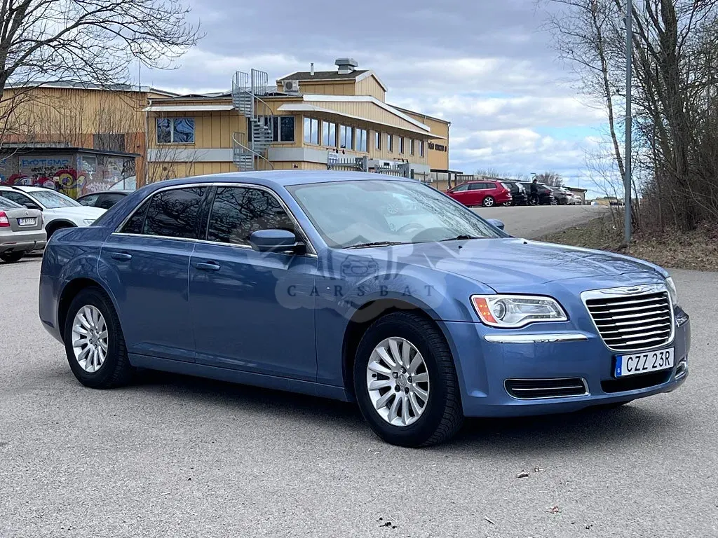 Chrysler 300C 2011