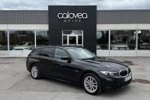 BMW 3 Series 330e 2023