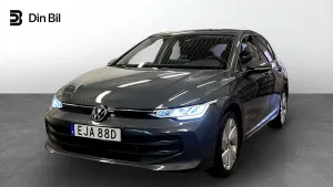 Volkswagen Golf 2025