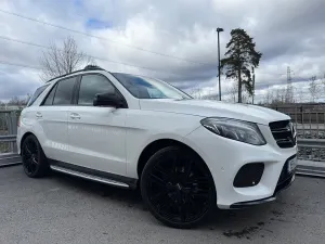 Mercedes-Benz GLE 2016