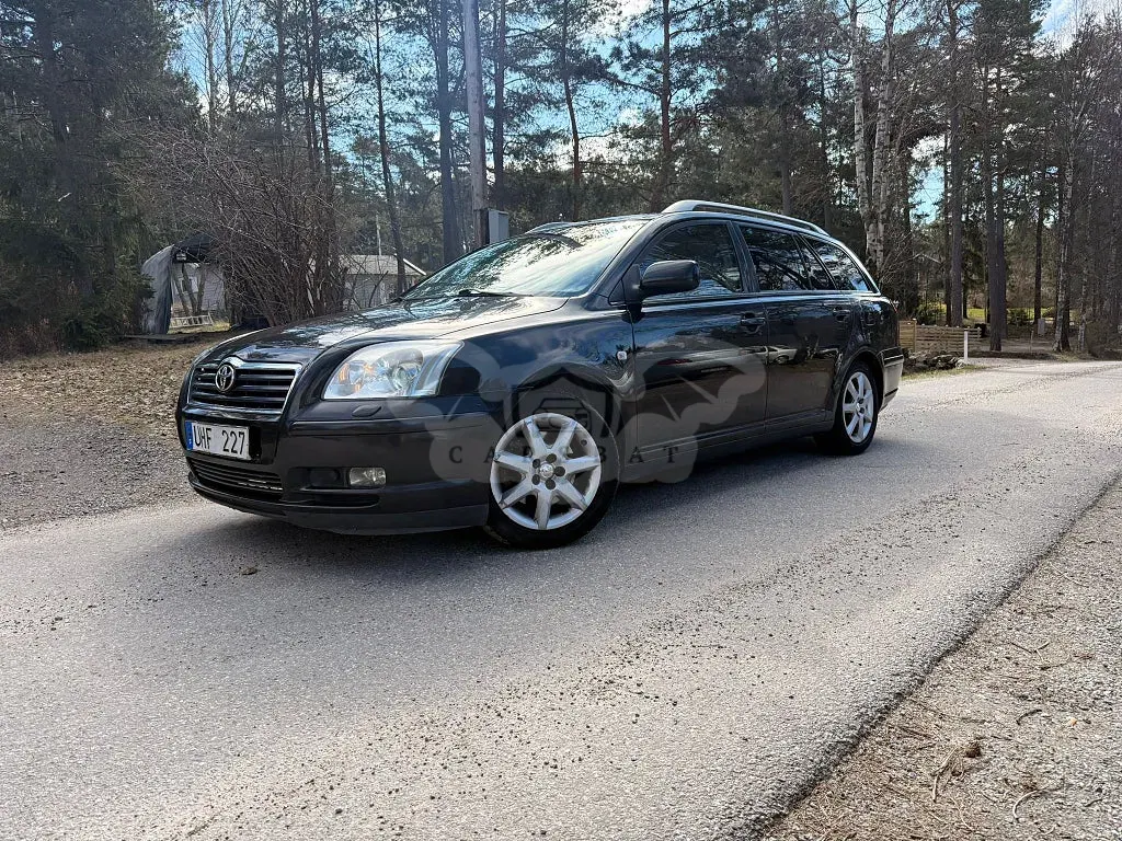 Toyota Avensis 2003