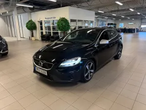 Volvo V40 2019