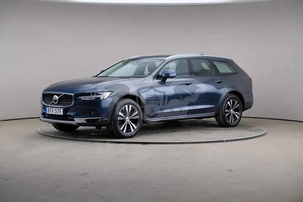 Volvo V90 2022