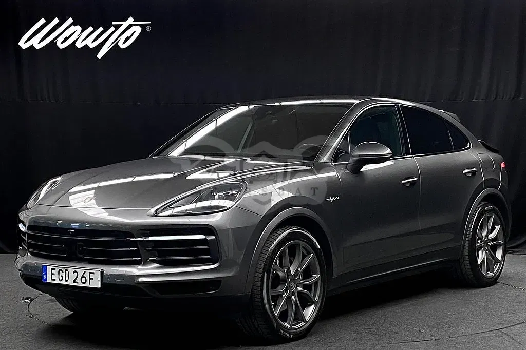 Porsche Cayenne 2021