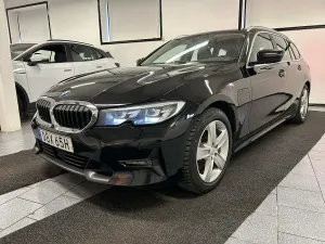 BMW 3 Series 330e 2021