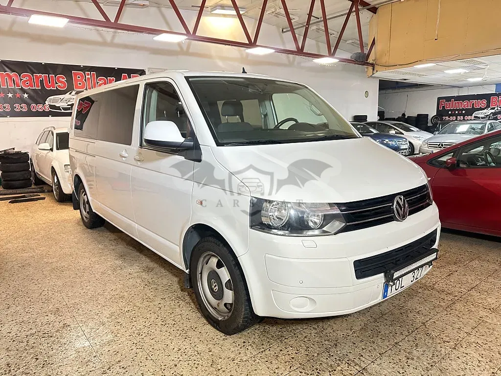 Volkswagen Caravelle 2010