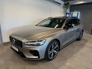 Volvo V60 2022