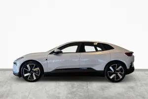 Polestar 4 2025