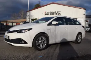 Toyota Auris 2016
