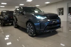 Land Rover Discovery 2024