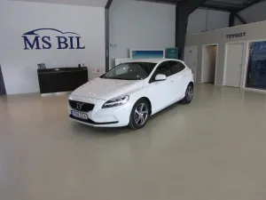 Volvo V40 2017