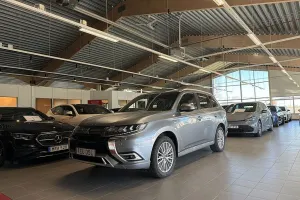 Mitsubishi Outlander 2020