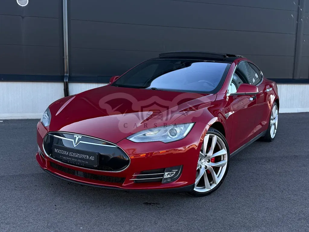 Tesla Model S 2016