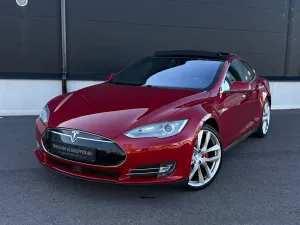 Tesla Model S 2016