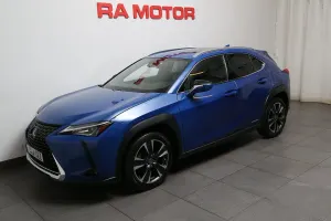 Lexus UX 2021