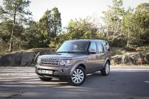 Land Rover Discovery 2012