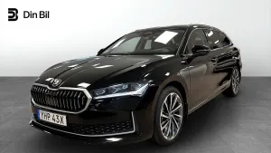Skoda Superb 2025