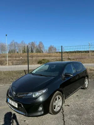 Toyota Auris 2014