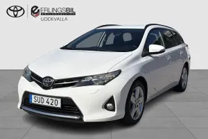 Toyota Auris 2014