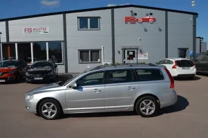 Volvo V70 2015