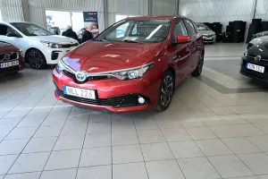 Toyota Auris 2015