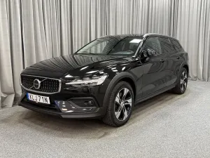 Volvo V60 2023