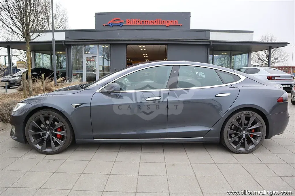 Tesla Model S 2019