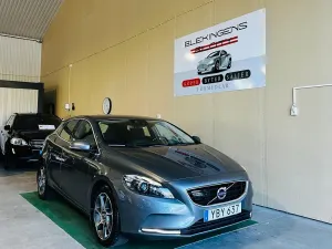 Volvo V40 2016